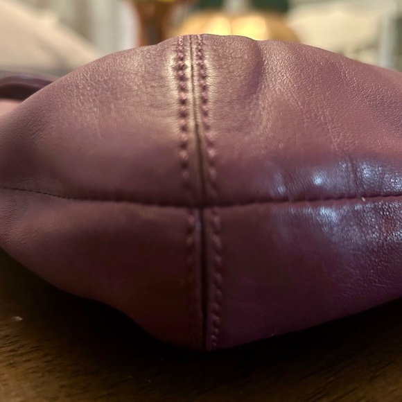 Coach Coach F17217 Hampton Baguette Sufflette - Picture 6 of 7